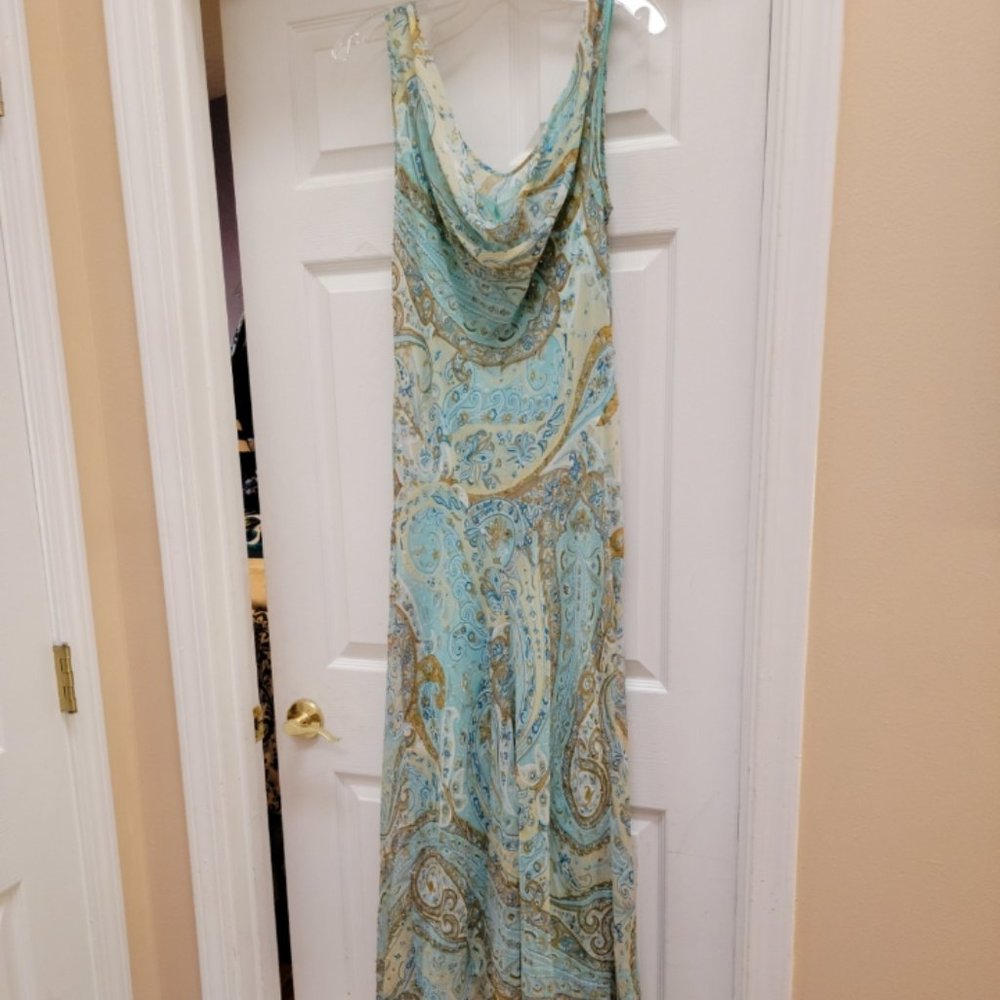Gorgeous summer maxi dress